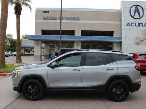 Used 2023 GMC Terrain AT4 image 2