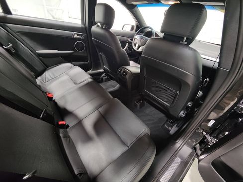 Used 2009 Pontiac G8 GT w/ Premium Package image 16