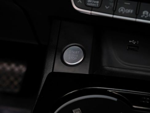 Used 2025 Audi A5 2.0T Premium Plus image 25