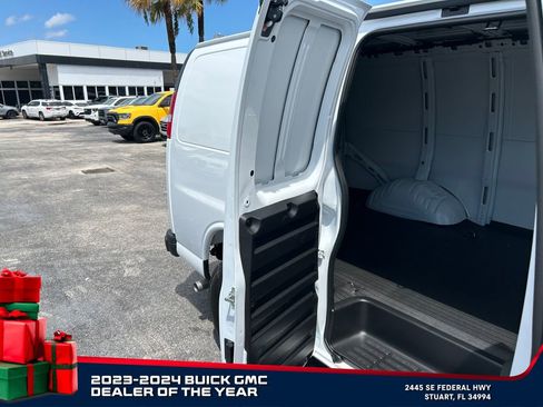 New 2025 GMC Savana 2500 w/ Driver Convenience Package image 25