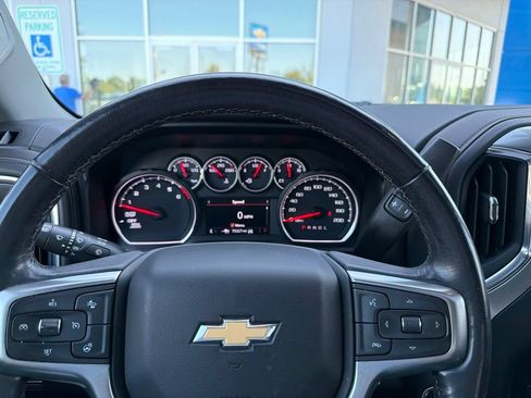 Used 2021 Chevrolet Silverado 1500 LTZ w/ LTZ Premium Package AWD/4WD image 11