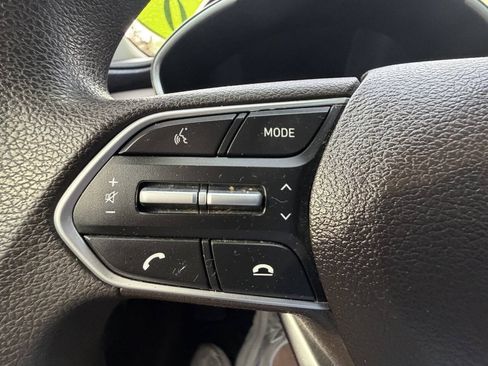 Used 2020 Hyundai Santa Fe SE AWD/4WD image 18