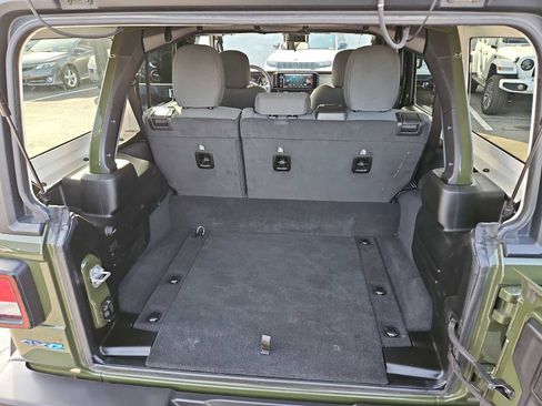 Used 2024 Jeep Wrangler Willys image 47