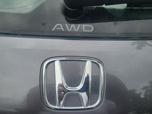 Used 2024 Honda HR-V LX image 11