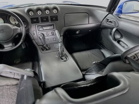 Used 1997 Dodge Viper GTS RWD image 22