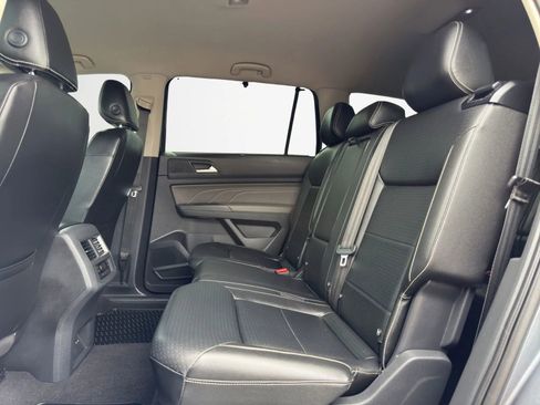 Used 2021 Volkswagen Atlas SE FWD image 26