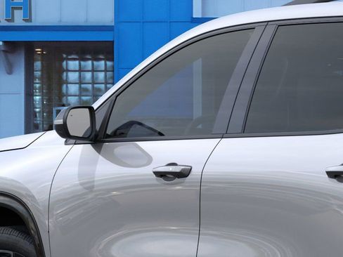 New 2026 Chevrolet Traverse RS w/ LPO, Floor Liner Package image 13