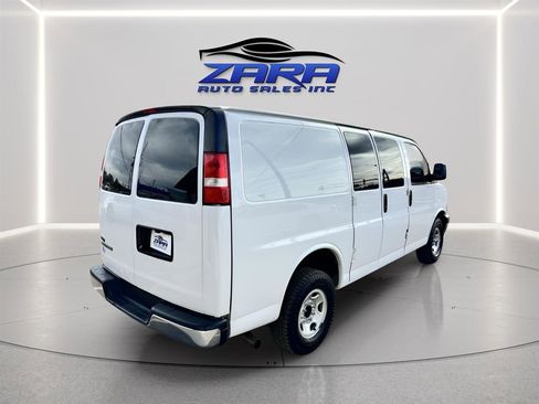 Used 2019 Chevrolet Express 2500 w/ Driver Convenience Package image 6