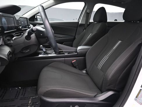 Certified 2021 Hyundai Elantra SEL w/ Convenience + Premium Package FWD image 11