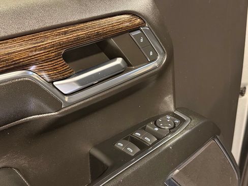 Used 2024 GMC Sierra 1500 Elevation RWD image 15