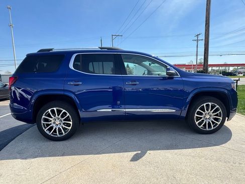 Used 2023 GMC Acadia Denali w/ Denali Ultimate Package image 8
