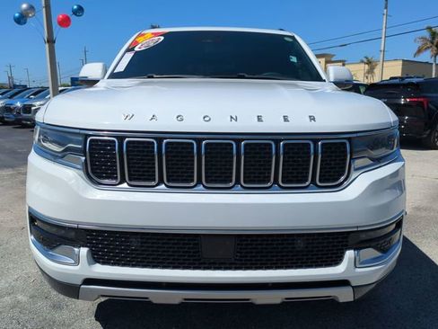 Used 2022 Jeep Wagoneer Series II RWD image 10