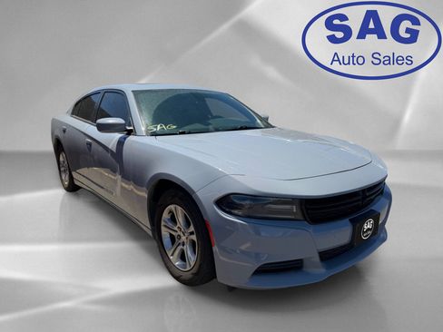 Used 2021 Dodge Charger SXT w/ Leather Interior Group RWD image 2
