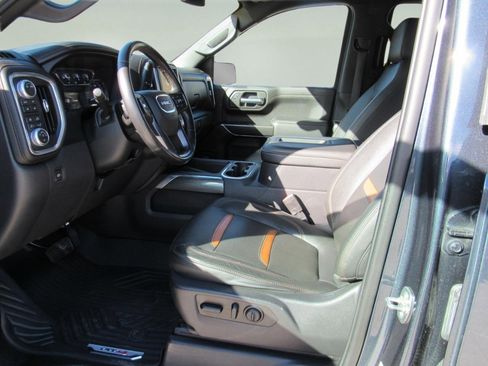 Used 2020 GMC Sierra 1500 AT4 w/ AT4 Premium Package image 13