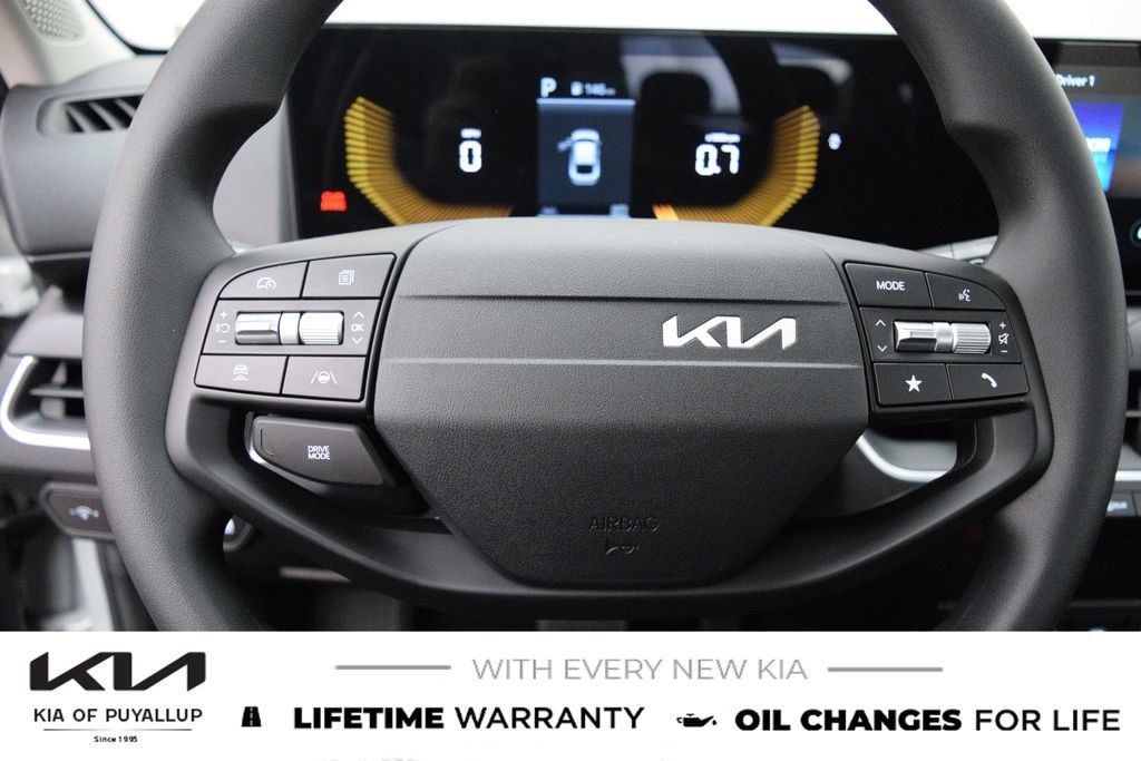 New 2026 Kia K4 FWD image 26