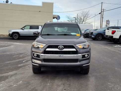 Used 2015 Toyota 4Runner Limited image 9