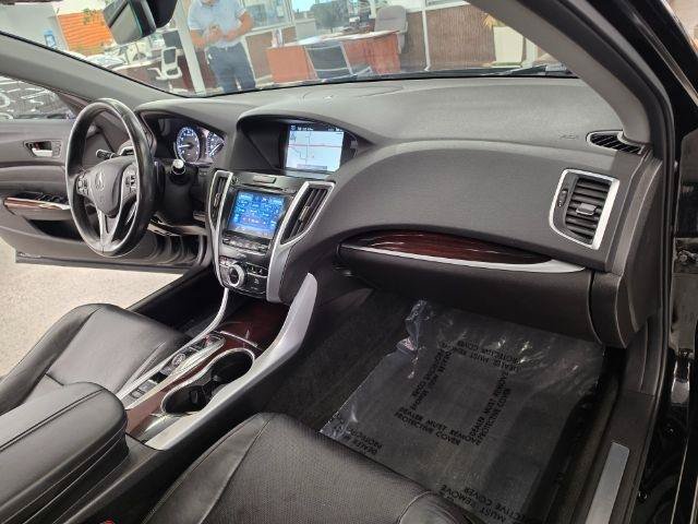 Used 2015 Acura TLX w/ Technology Package FWD image 9