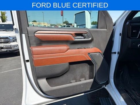 Used 2024 GMC Sierra 3500 Denali Ultimate AWD/4WD image 18