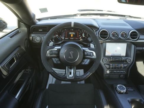 Used 2022 Ford Mustang Shelby GT500 w/ Technology Package image 19