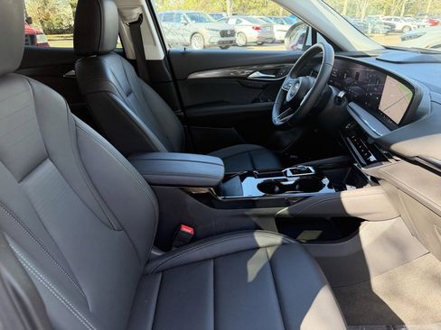 Used 2025 Buick Envision Preferred image 10
