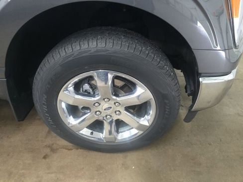 Used 2022 Ford F150 Lariat AWD/4WD image 2