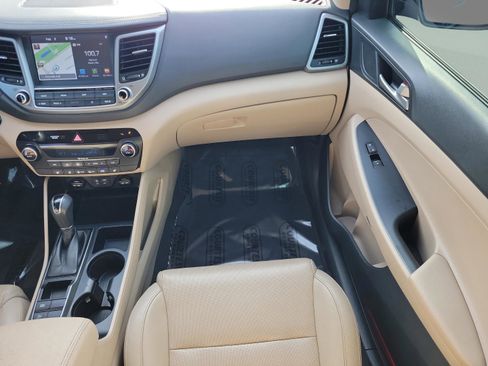Used 2018 Hyundai Tucson Limited w/ Cargo Package image 12