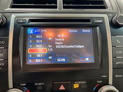 Used 2012 Toyota Camry XLE w/ Leather Pkg FWD image 14