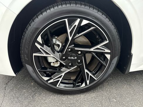 Used 2025 Kia K5 GT-Line w/ GT-Line Premium Package image 9