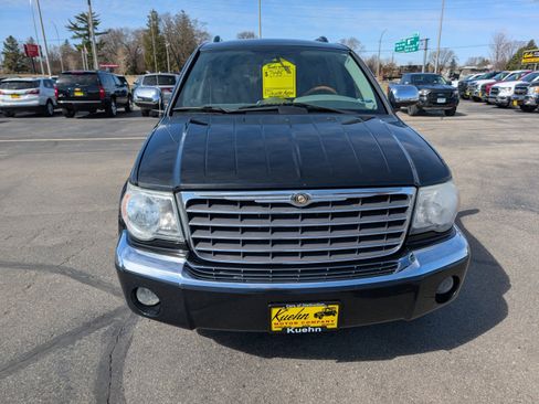 Used 2007 Chrysler Aspen Limited w/ Trailer Tow Group image 3