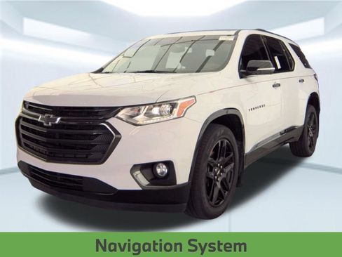 Used 2019 Chevrolet Traverse Premier w/ Redline Edition FWD image 2