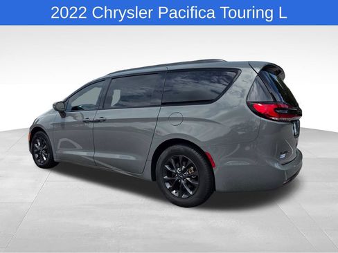 Used 2022 Chrysler Pacifica Touring-L w/ S Appearance Package FWD image 5