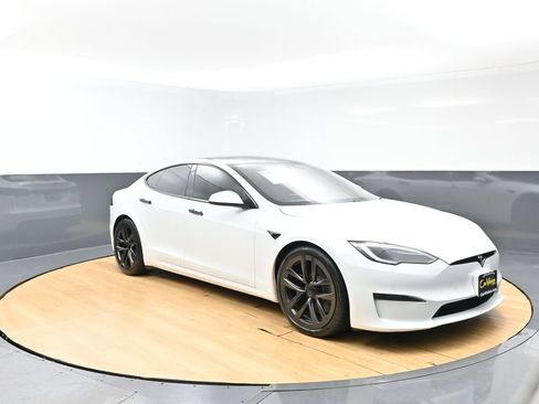 Used 2022 Tesla Model S AWD/4WD image 9