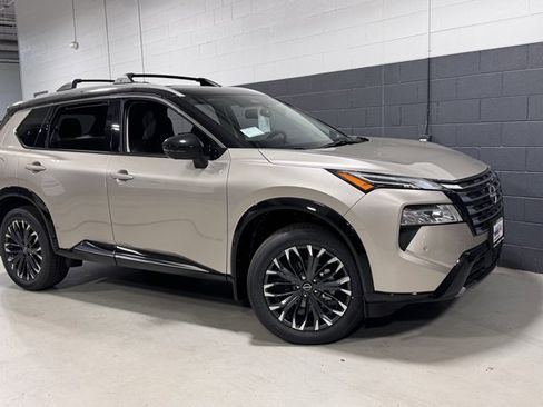 New 2026 Nissan Rogue Platinum w/ Platinum Premium Package image 6