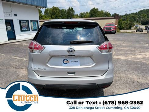 Used 2016 Nissan Rogue S FWD image 5