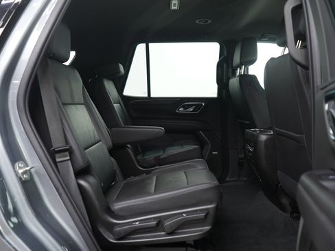 Used 2021 Chevrolet Tahoe Z71 w/ Luxury Package image 13