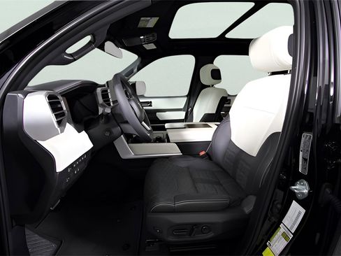 Used 2022 Toyota Tundra Capstone image 30