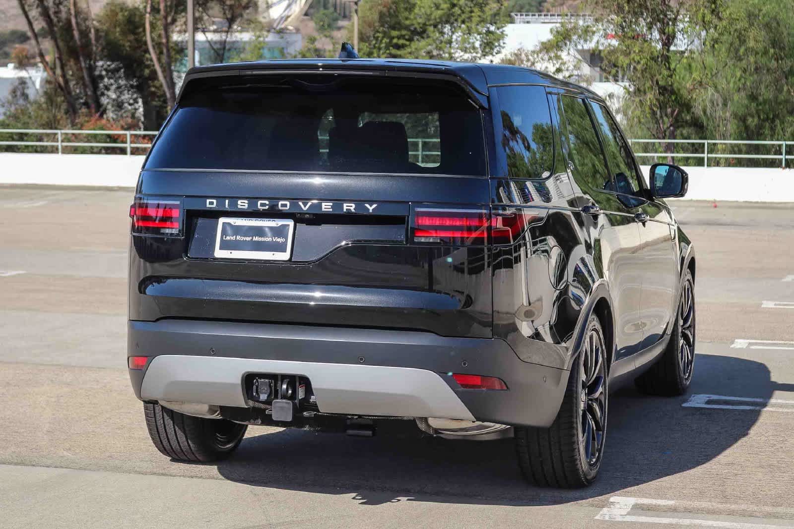 New 2026 Land Rover Discovery S AWD/4WD image 4
