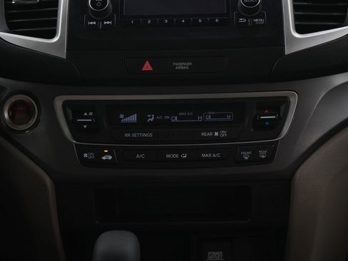 Used 2016 Honda Pilot LX image 16
