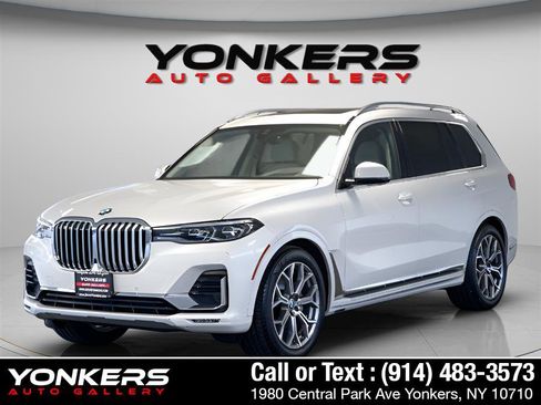 Used 2022 BMW X7 xDrive40i w/ Executive Package AWD/4WD image 4