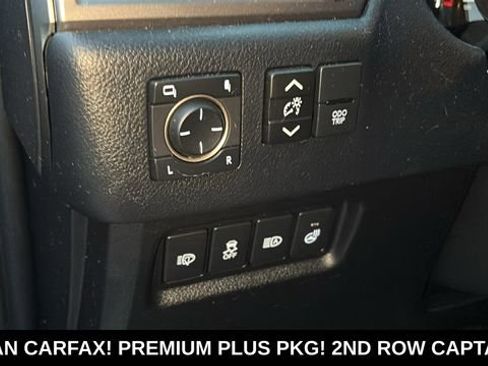 Used 2023 Lexus GX 460 Premium w/ Accessory Package AWD/4WD image 13
