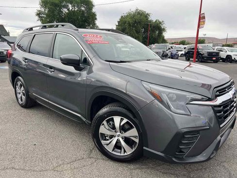 Used 2024 Subaru Ascent Premium AWD/4WD image 4
