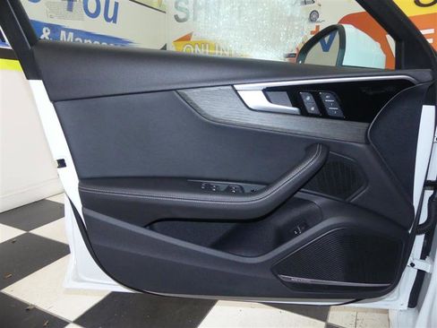 Used 2022 Audi A4 2.0T Premium Plus image 26