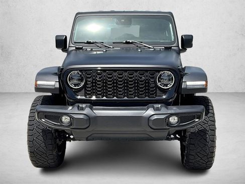 Used 2024 Jeep Wrangler Unlimited Sport AWD/4WD image 3