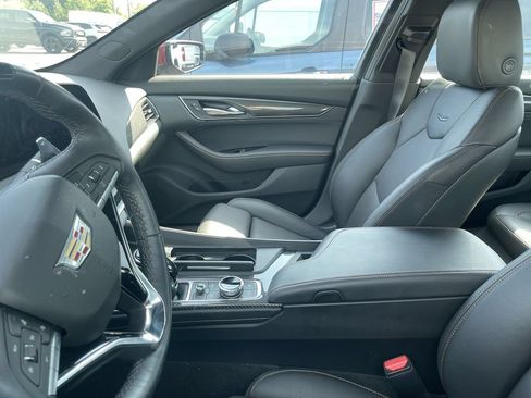 Used 2025 Cadillac CT5 Sport w/ Sun And Sound Package AWD/4WD image 5