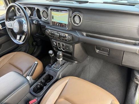 Used 2021 Jeep Wrangler Unlimited Sahara w/ Cold Weather Group AWD/4WD image 29