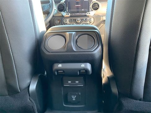 Used 2023 Jeep Gladiator Sport image 56