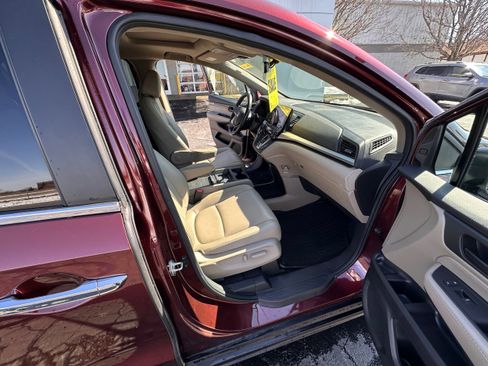 Used 2019 Honda Odyssey EX-L image 18