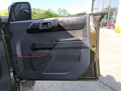Used 2025 Ford Bronco Raptor AWD/4WD image 31