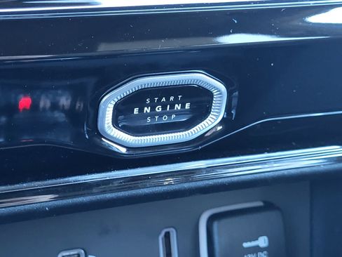 Used 2026 Jeep Grand Cherokee L Summit AWD/4WD image 22