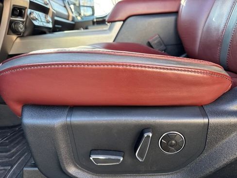 Used 2021 Ford F250 Platinum w/ FX4 Off-Road Package image 12